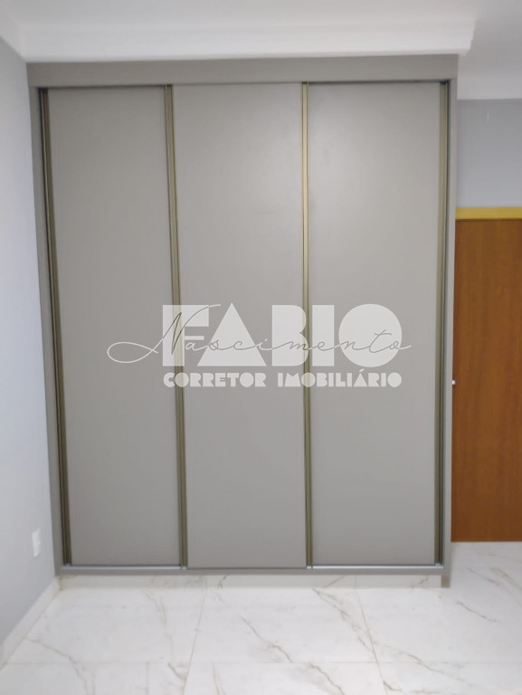 Casa de Condomínio com 3 quartos à venda, 219m² — foto 15 de 30