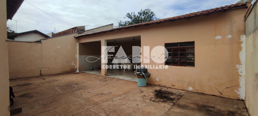 Casa com 3 quartos à venda, 170m² — foto 3 de 18