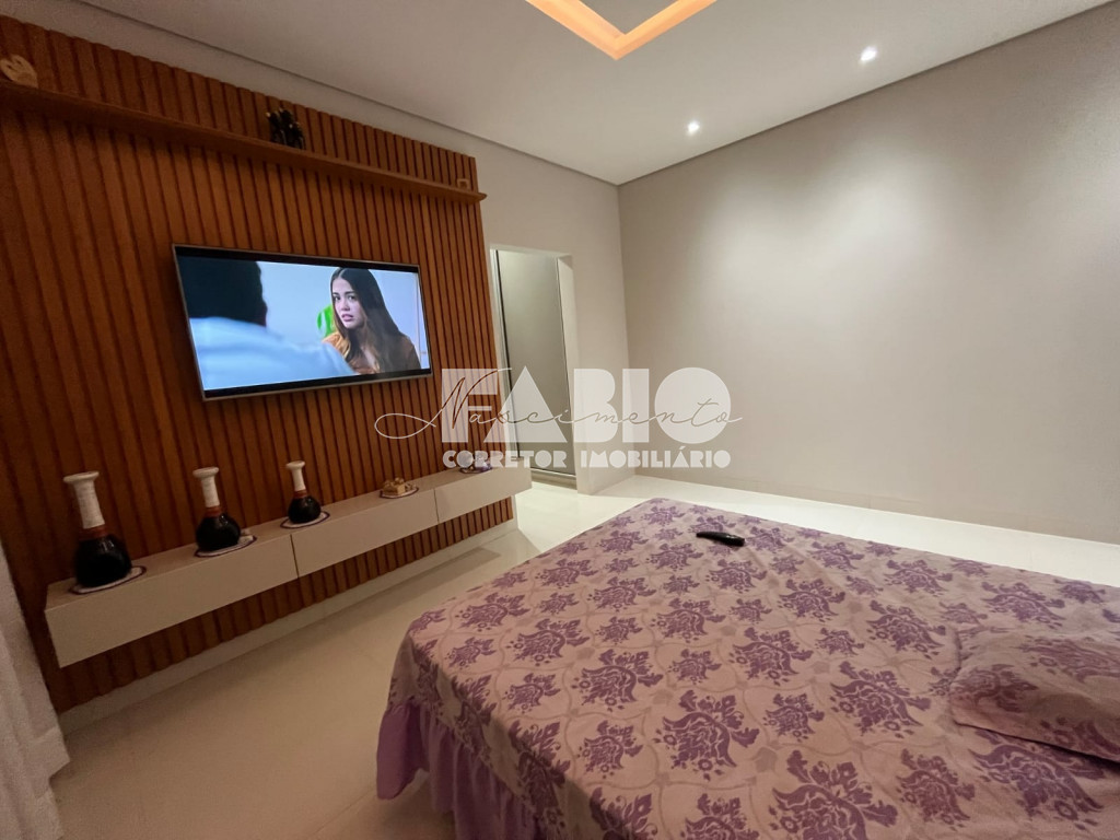 Casa de Condomínio com 4 quartos à venda, 250m² — foto 18 de 29