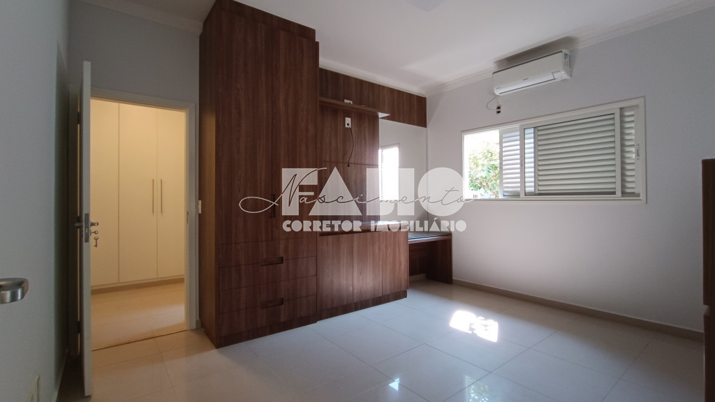 Casa de Condomínio com 3 quartos à venda, 223m² — foto 19 de 27