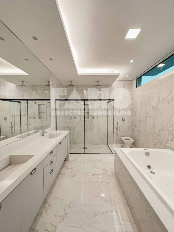 Casa de Condomínio com 3 quartos à venda, 232m² — foto 4 de 7