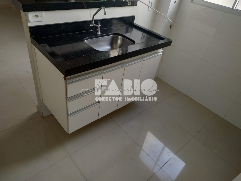 Apartamento com 2 quartos à venda, 49m² — foto 2 de 8