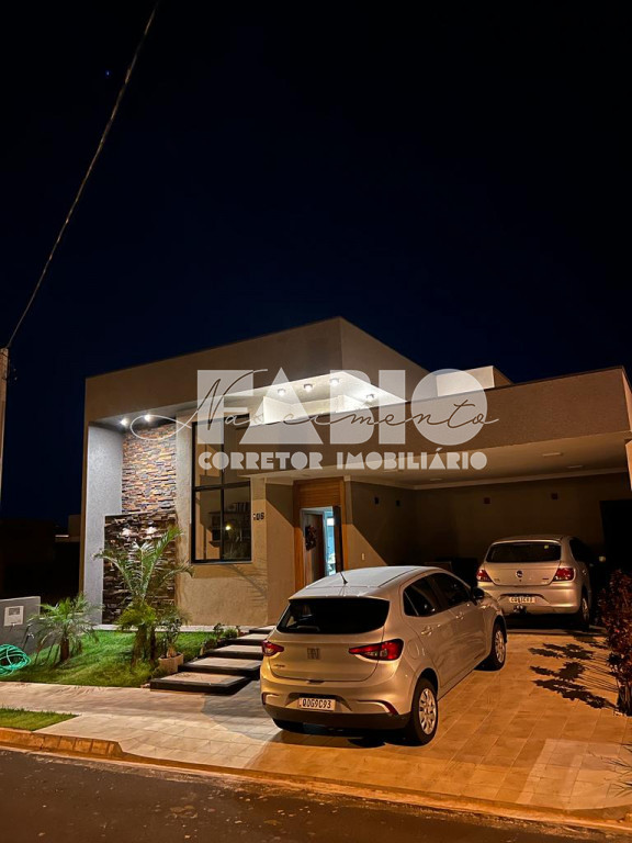 Casa de Condomínio com 3 quartos à venda, 167m² — foto 2 de 19