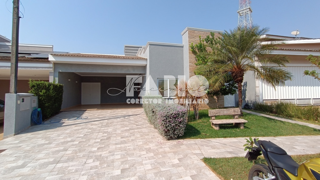 Casa de Condomínio com 3 quartos à venda, 223m² — foto 1 de 27