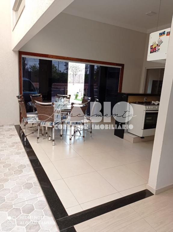 Casa de Condomínio com 3 quartos à venda, 200m² — foto 25 de 29