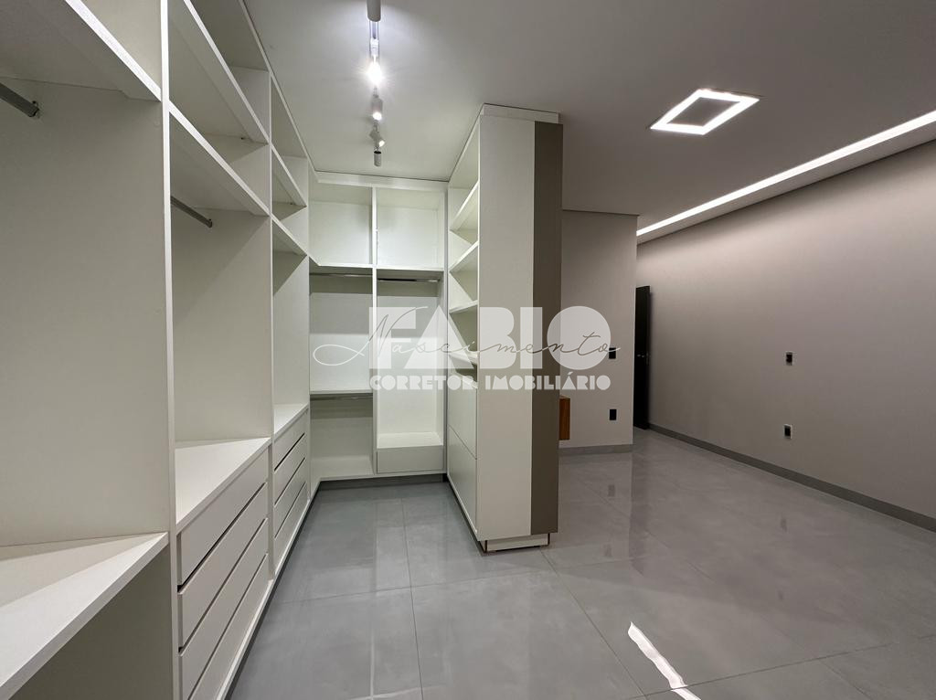 Casa de Condomínio com 3 quartos à venda, 160m² — foto 25 de 27