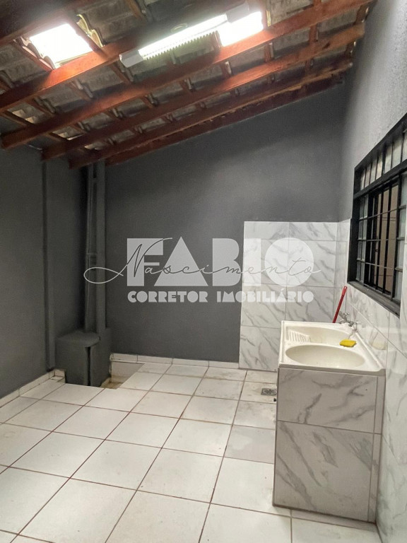 Casa com 2 quartos à venda, 111m² — foto 2 de 15