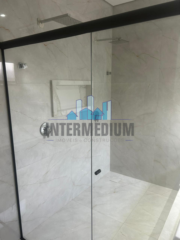 Casa de Condomínio com 3 quartos à venda, 198m² — foto 17 de 27