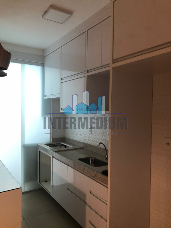 Apartamento com 3 quartos à venda, 77m² — foto 4 de 20