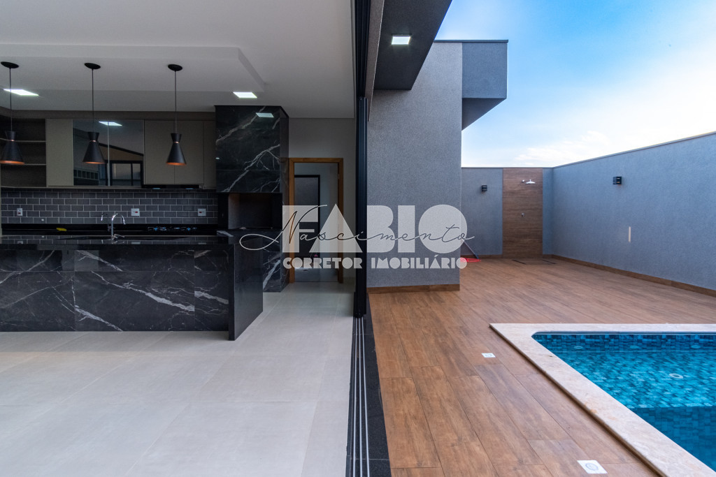 Casa de Condomínio com 3 quartos à venda, 246m² — foto 15 de 26