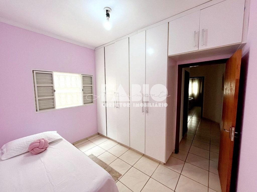 Casa com 3 quartos à venda, 165m² — foto 23 de 25