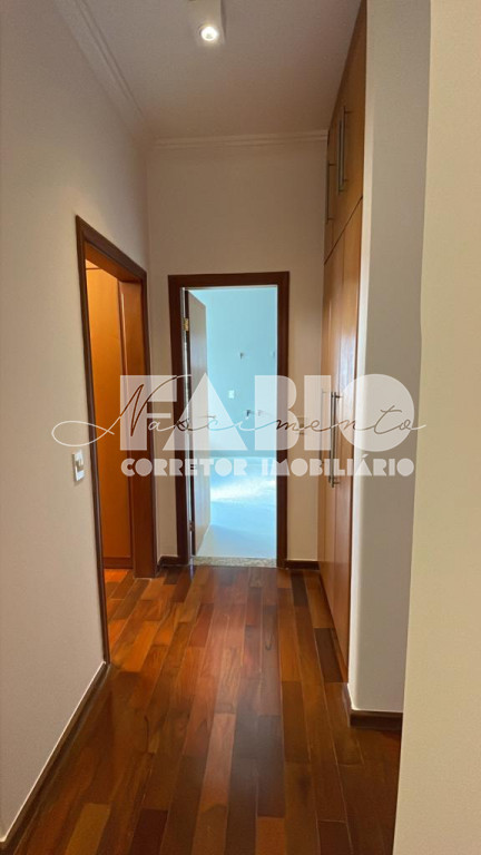 Casa de Condomínio com 3 quartos à venda, 238m² — foto 14 de 19