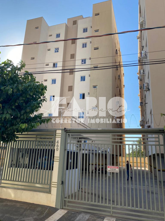 Apartamento com 2 quartos à venda, 60m² — foto 1 de 20