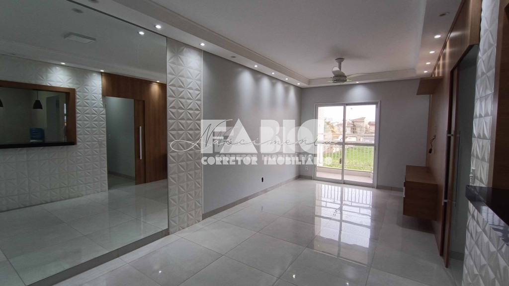 Apartamento com 2 quartos à venda, 70m² — foto 2 de 12