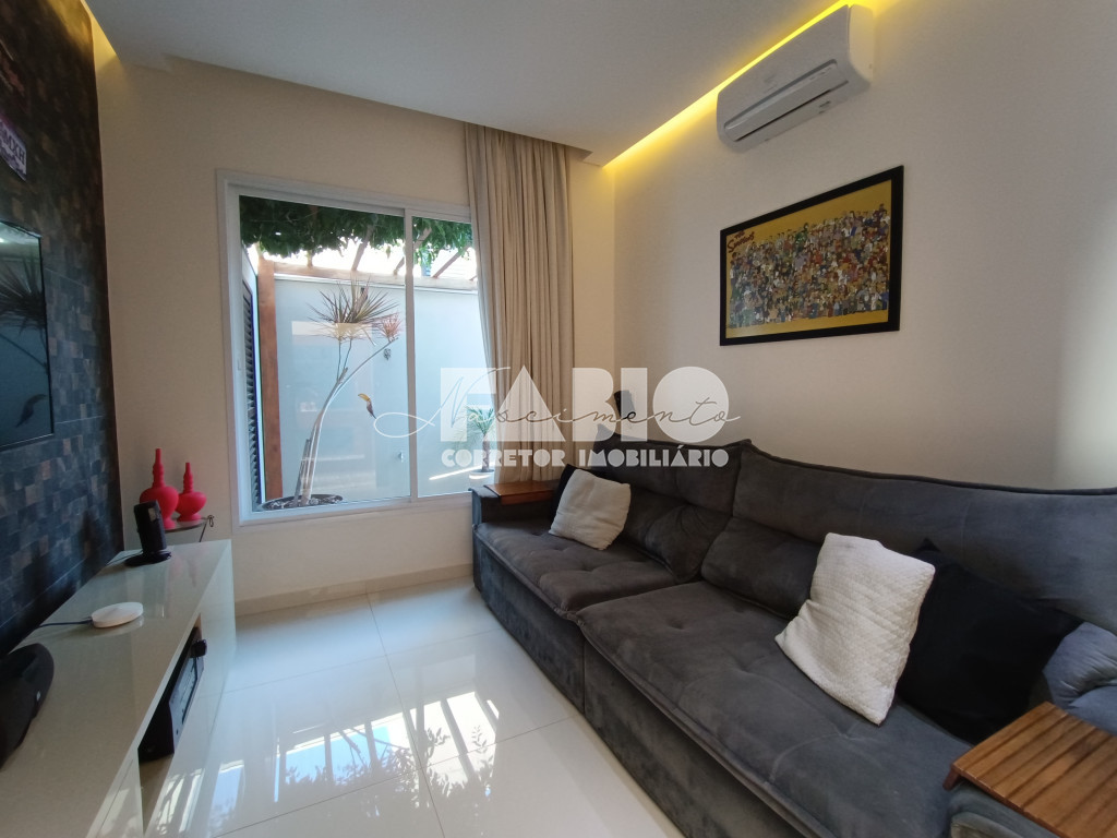 Casa de Condomínio com 3 quartos à venda, 226m² — foto 8 de 30