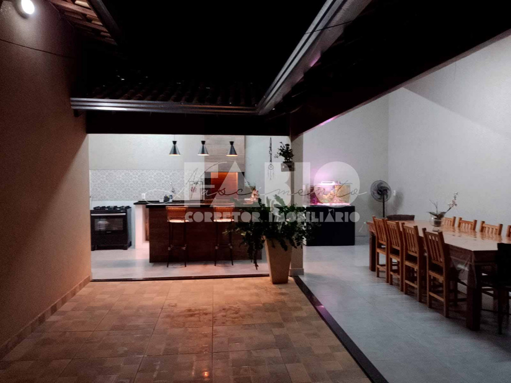 Casa com 2 quartos à venda, 150m² — foto 3 de 29