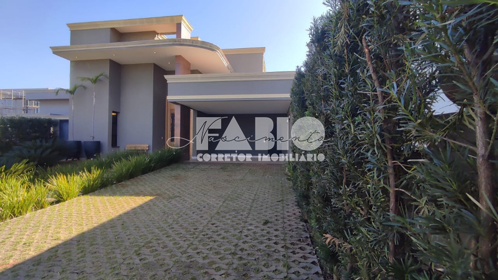 Casa de Condomínio com 3 quartos à venda, 260m² — foto 1 de 20
