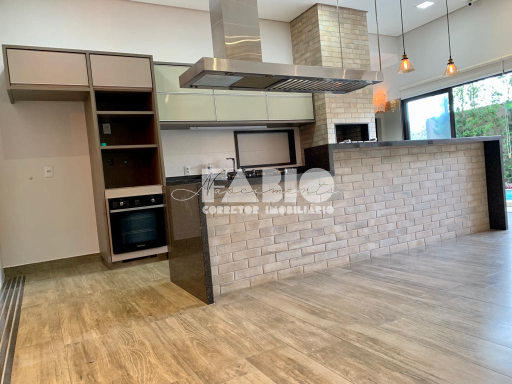 Casa de Condomínio com 3 quartos à venda, 225m² — foto 15 de 30
