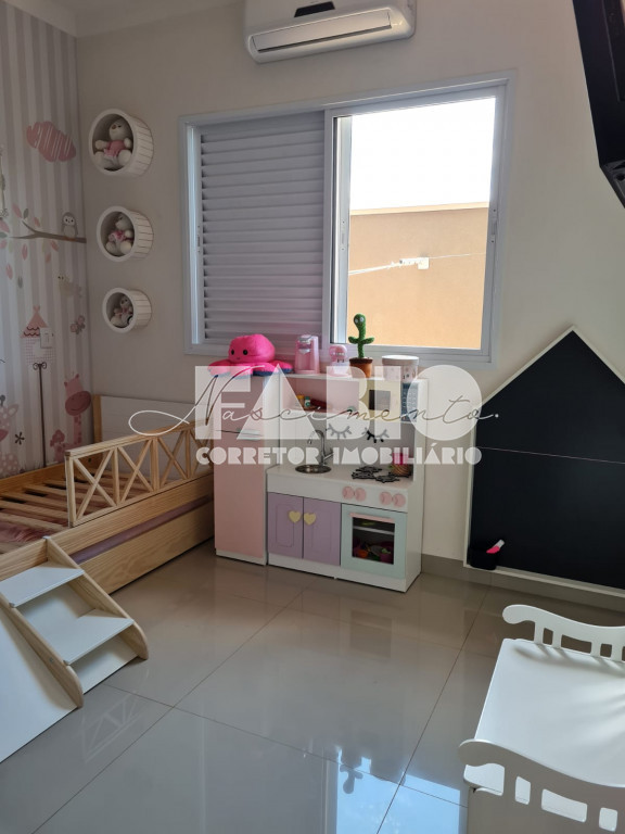 Casa de Condomínio com 3 quartos à venda, 191m² — foto 9 de 16