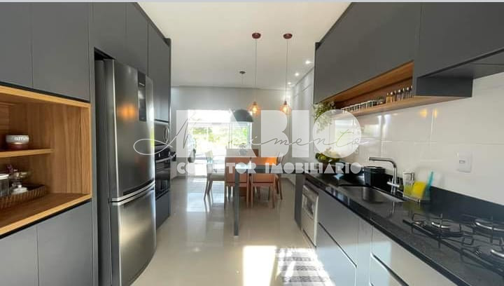 Casa com 2 quartos à venda, 120m² — foto 1 de 11