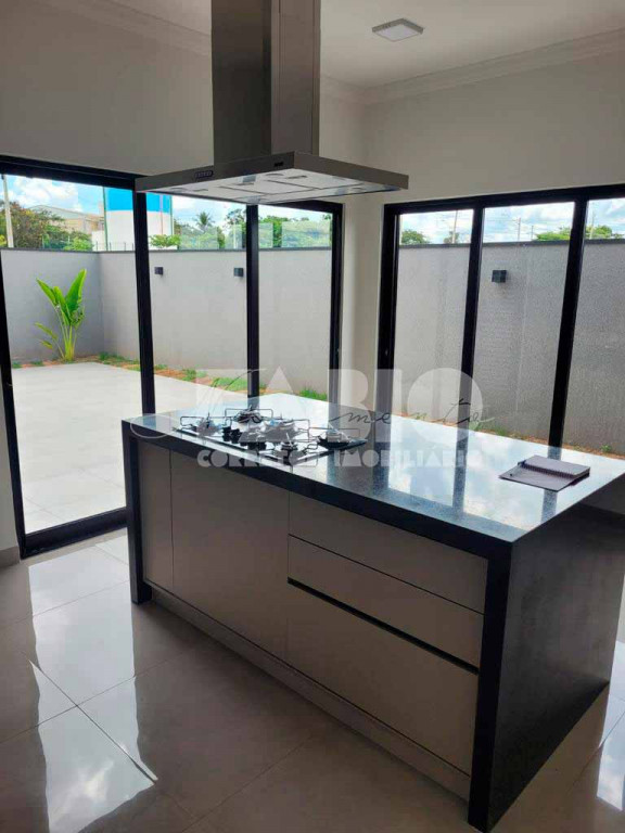 Casa de Condomínio com 3 quartos à venda, 144m² — foto 18 de 29