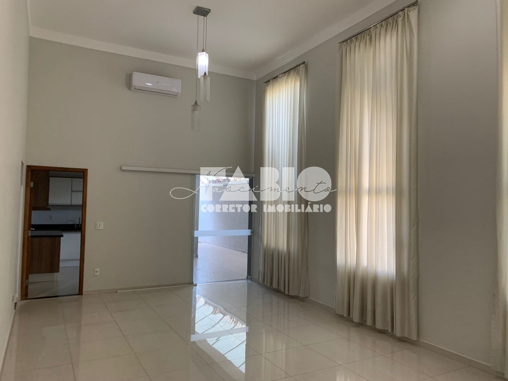 Casa de Condomínio com 3 quartos à venda, 176m² — foto 2 de 15