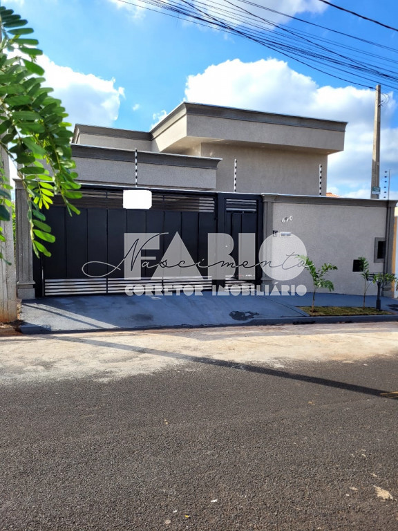 Casa com 3 quartos à venda, 98m² — foto 1 de 30