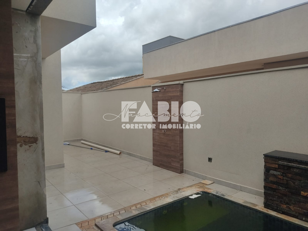 Casa de Condomínio com 3 quartos à venda, 253m² — foto 24 de 30