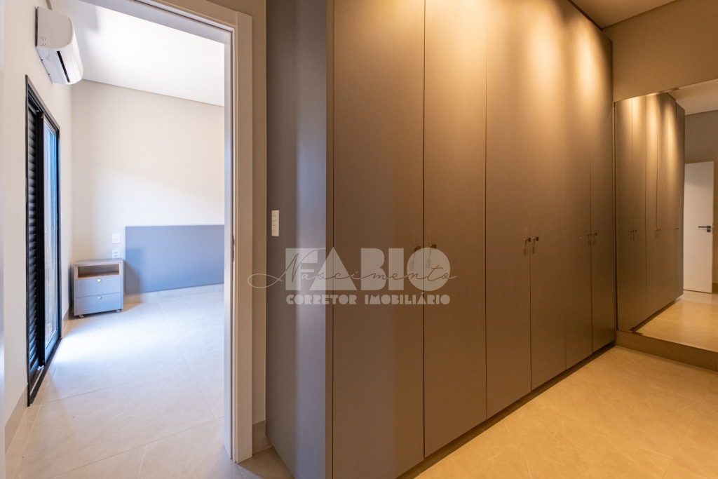Casa de Condomínio com 3 quartos à venda, 215m² — foto 18 de 29