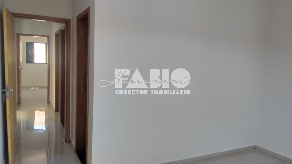 Casa com 3 quartos à venda, 74m² — foto 8 de 9