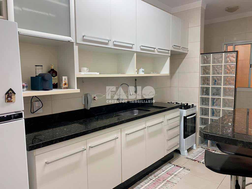 Apartamento com 2 quartos à venda, 60m² — foto 1 de 20