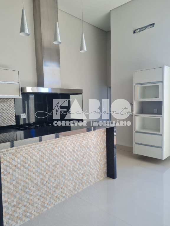 Casa de Condomínio com 3 quartos à venda, 250m² — foto 20 de 29