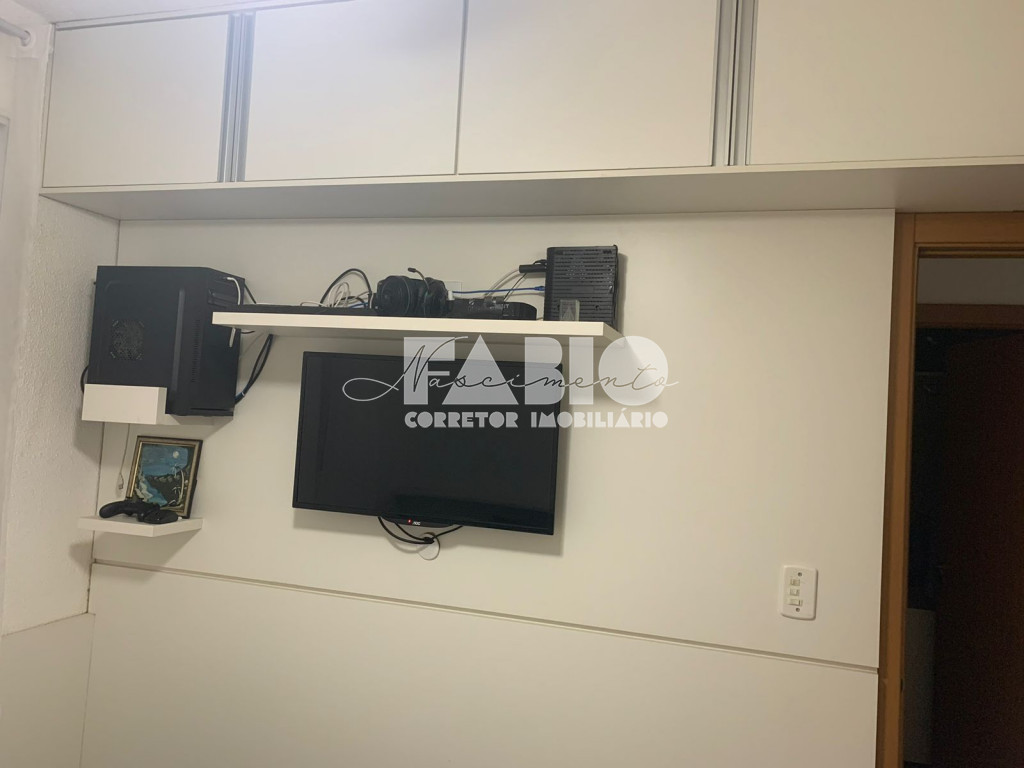 Apartamento com 2 quartos à venda, 42m² — foto 1 de 16