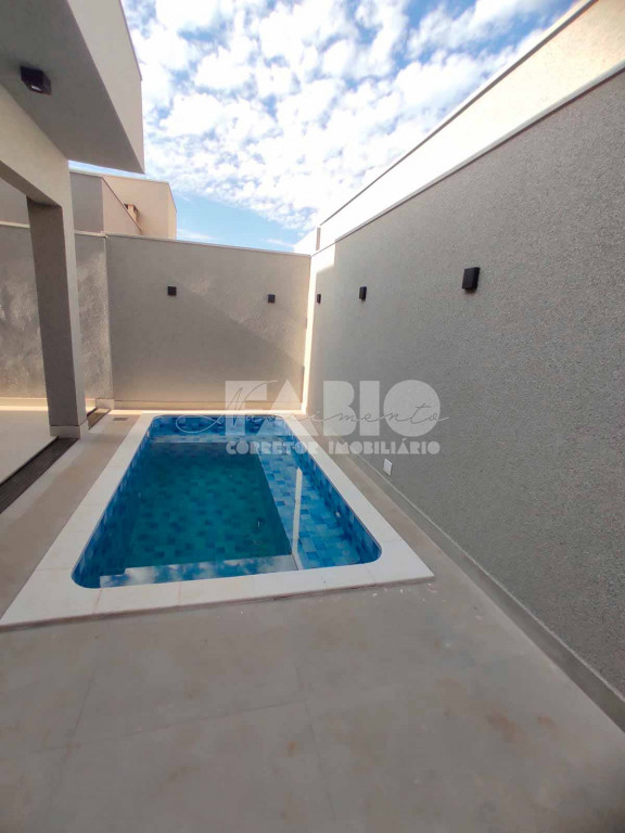 Casa de Condomínio com 3 quartos à venda, 161m² — foto 3 de 23