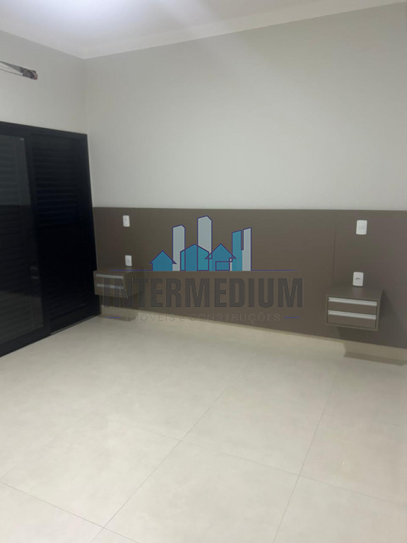 Casa de Condomínio com 3 quartos à venda, 198m² — foto 20 de 27