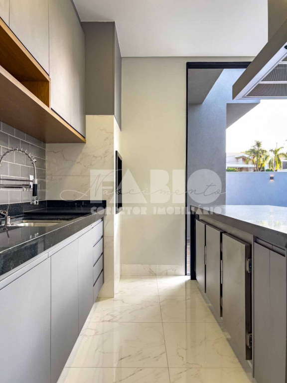 Casa de Condomínio com 3 quartos à venda, 238m² — foto 9 de 10