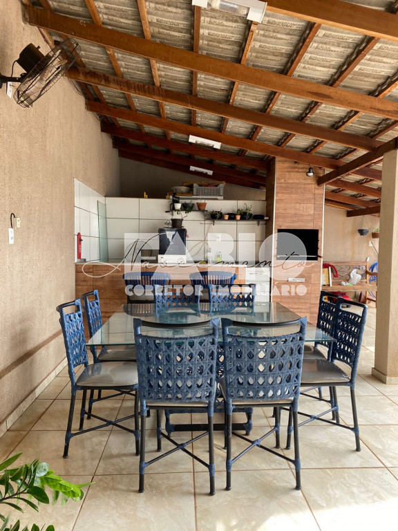 Casa com 2 quartos à venda, 100m² — foto 1 de 29
