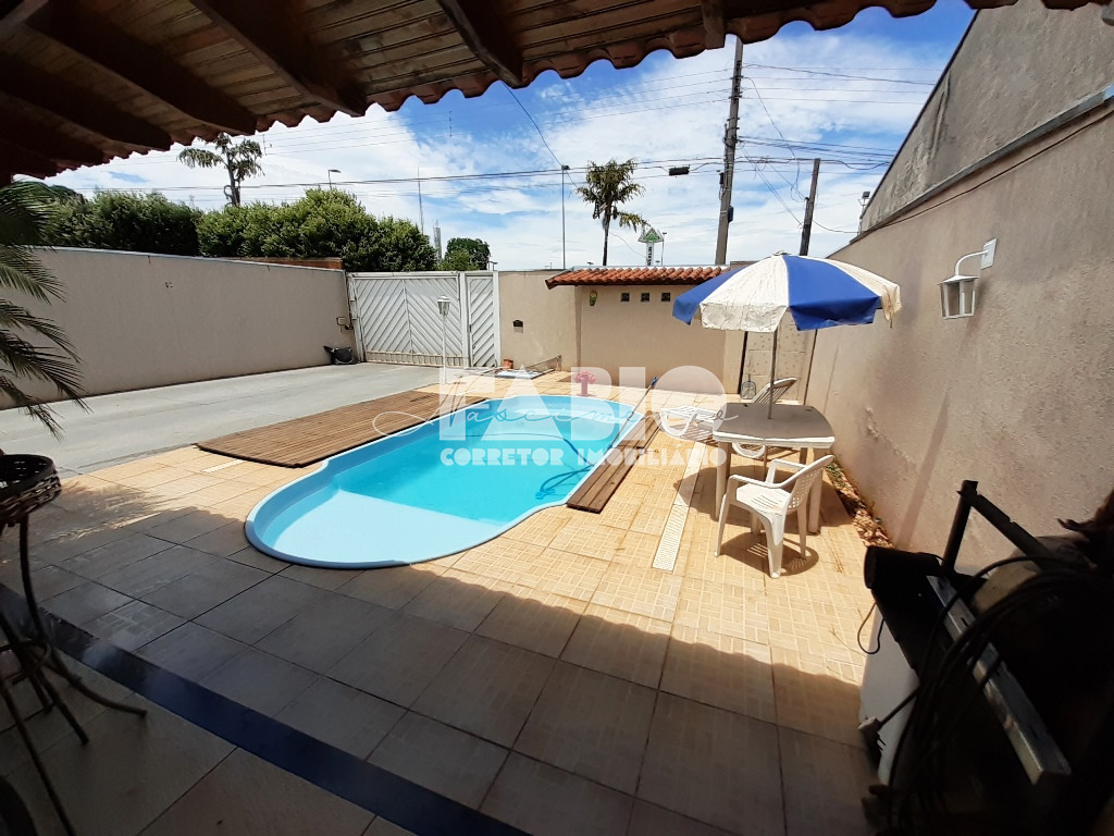 Casa com 3 quartos à venda, 220m² — foto 7 de 17