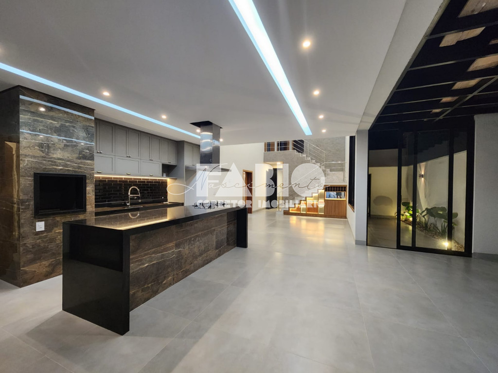 Casa de Condomínio com 4 quartos à venda, 270m² — foto 13 de 17