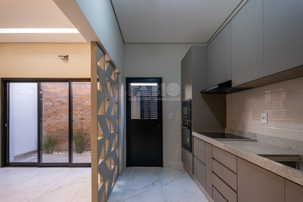 Casa de Condomínio com 3 quartos à venda, 167m² — foto 17 de 31