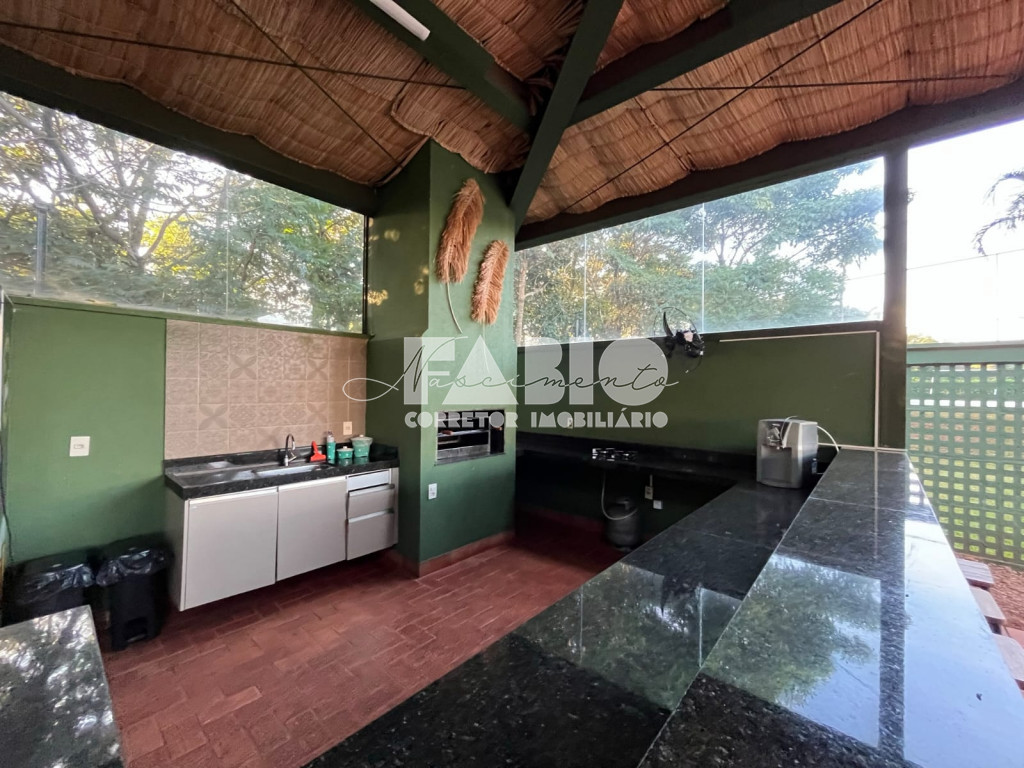 Casa de Condomínio com 4 quartos à venda, 250m² — foto 22 de 29