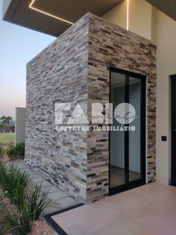 Casa de Condomínio com 3 quartos à venda, 230m² — foto 15 de 23