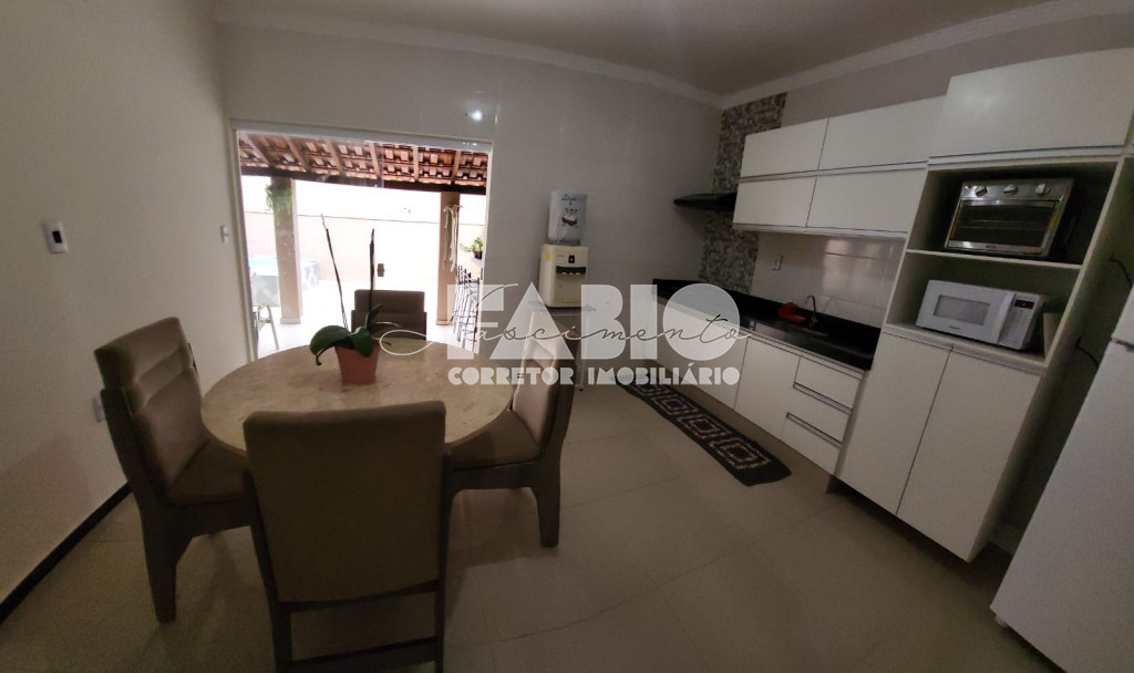 Casa com 3 quartos à venda, 122m² — foto 4 de 21