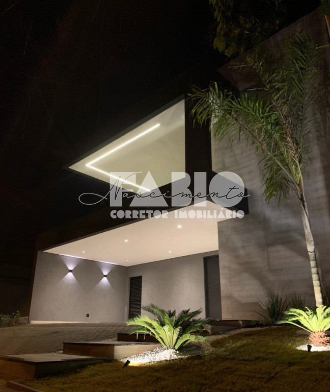 Casa de Condomínio com 3 quartos à venda, 210m² — foto 1 de 30