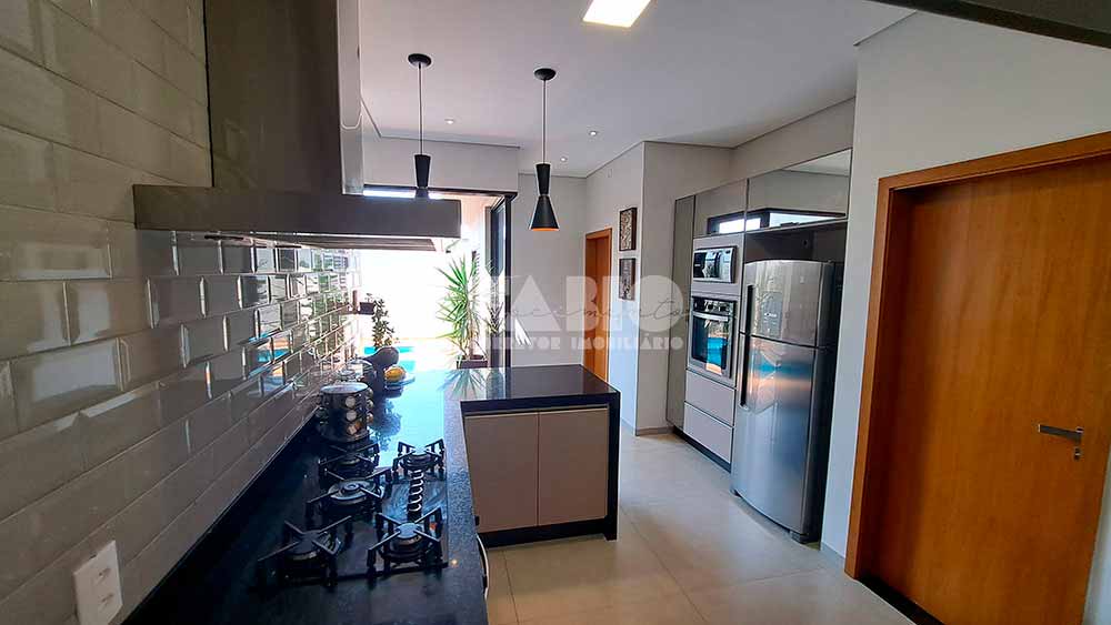 Casa de Condomínio com 3 quartos à venda, 200m² — foto 23 de 30