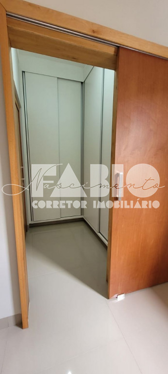 Casa de Condomínio com 3 quartos à venda, 180m² — foto 13 de 29
