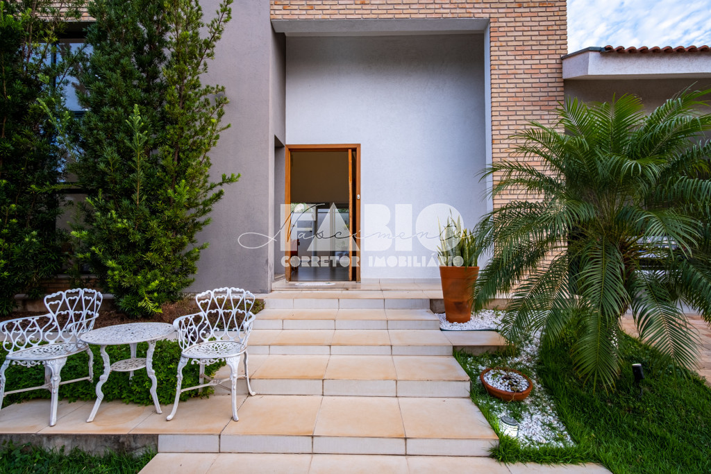 Casa de Condomínio com 3 quartos à venda, 260m² — foto 4 de 30