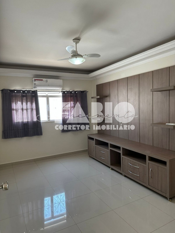 Apartamento com 3 quartos à venda, 100m² — foto 2 de 22