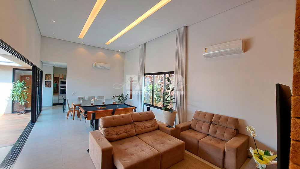 Casa de Condomínio com 3 quartos à venda, 200m² — foto 7 de 30