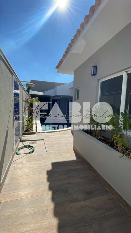 Casa de Condomínio com 3 quartos à venda, 238m² — foto 9 de 19